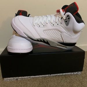Air Jordan 5 Retro
